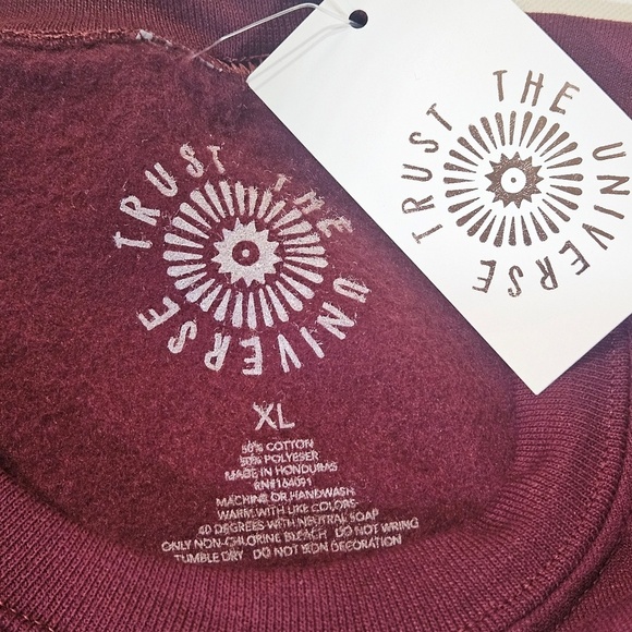 Trust The Universe ASPEN Colorado Sweatshirt Womens XL RED State‎ Pullover NEW - Picture 4 of 5